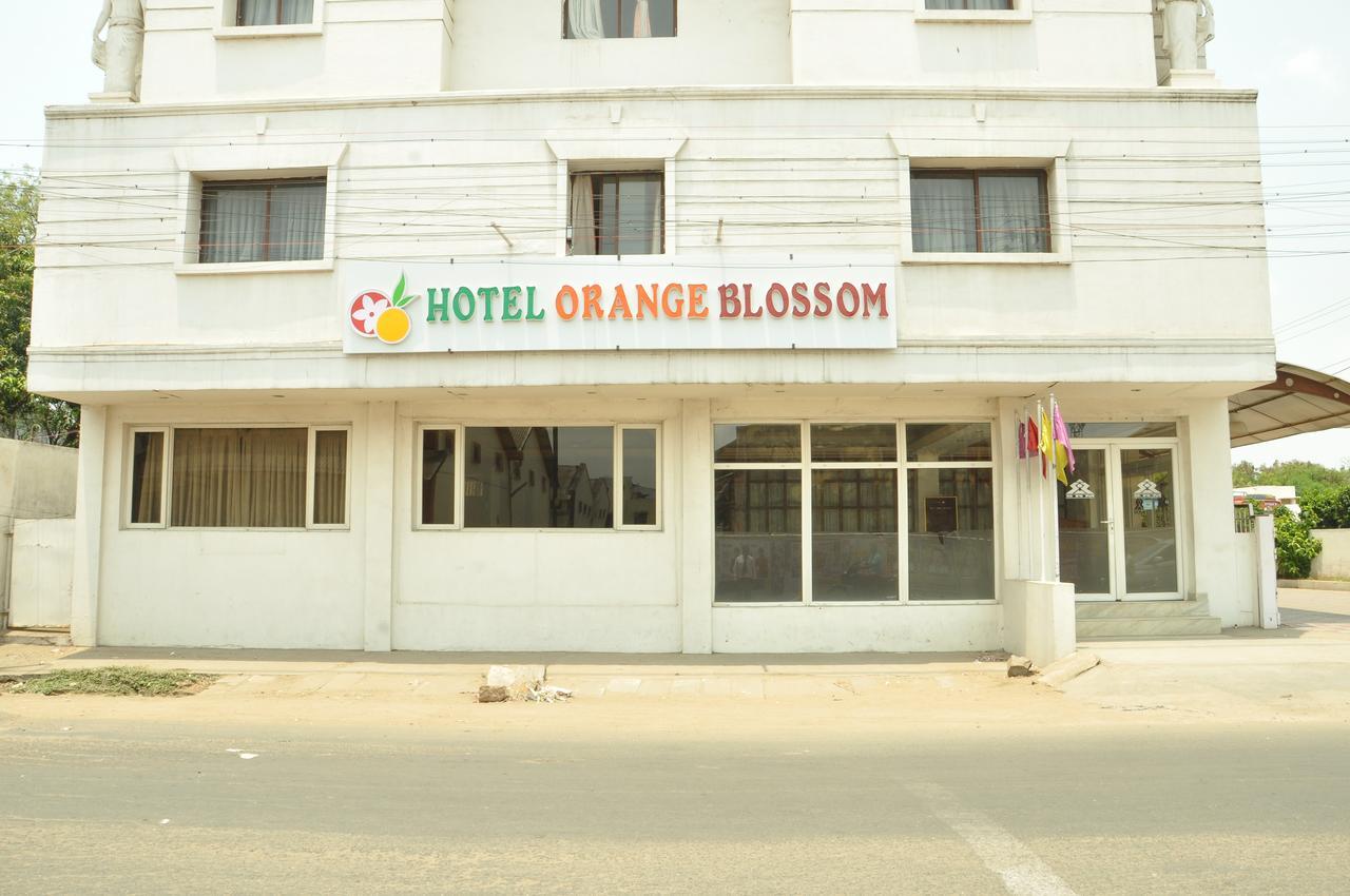 Hotel Orange Blossom Tiruchirappalli Exterior photo